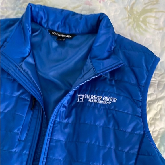 Port Authority Quilted Blue Vest with Insulation - Picture 3 of 7